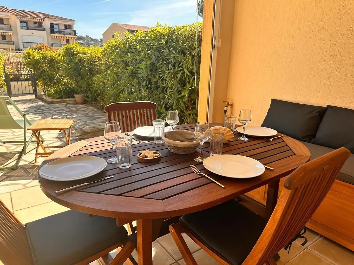 Appt 29M2 - Parking - Wifi - Clim - Piscine Apartment Roquebrune-sur-Argens France