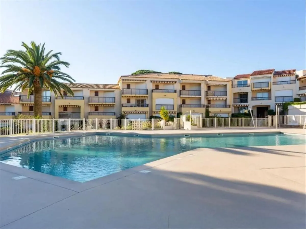 Appt 29M2 - Parking - Wifi - Clim - Piscine Apartment Roquebrune-sur-Argens