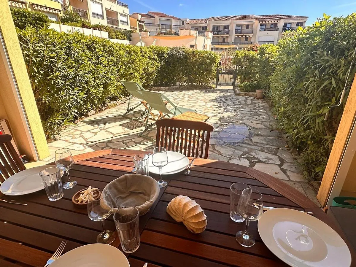 Appt 29M2 - Parking - Wifi - Clim - Piscine Apartment Roquebrune-sur-Argens